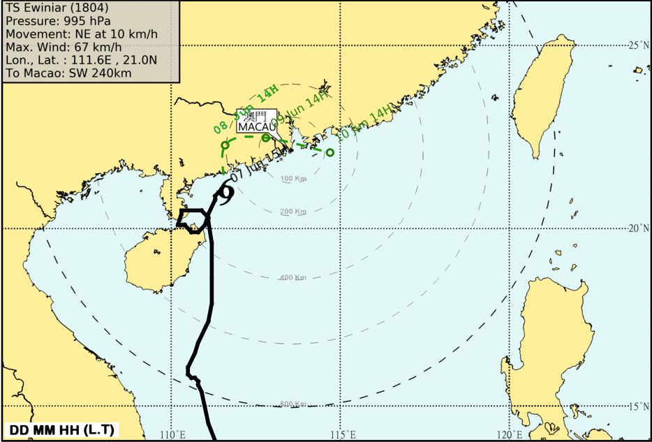 本澳現正懸掛三號風球,由於颱風可能對大廈造成破壞,房屋局提醒市民採取防風措施。
