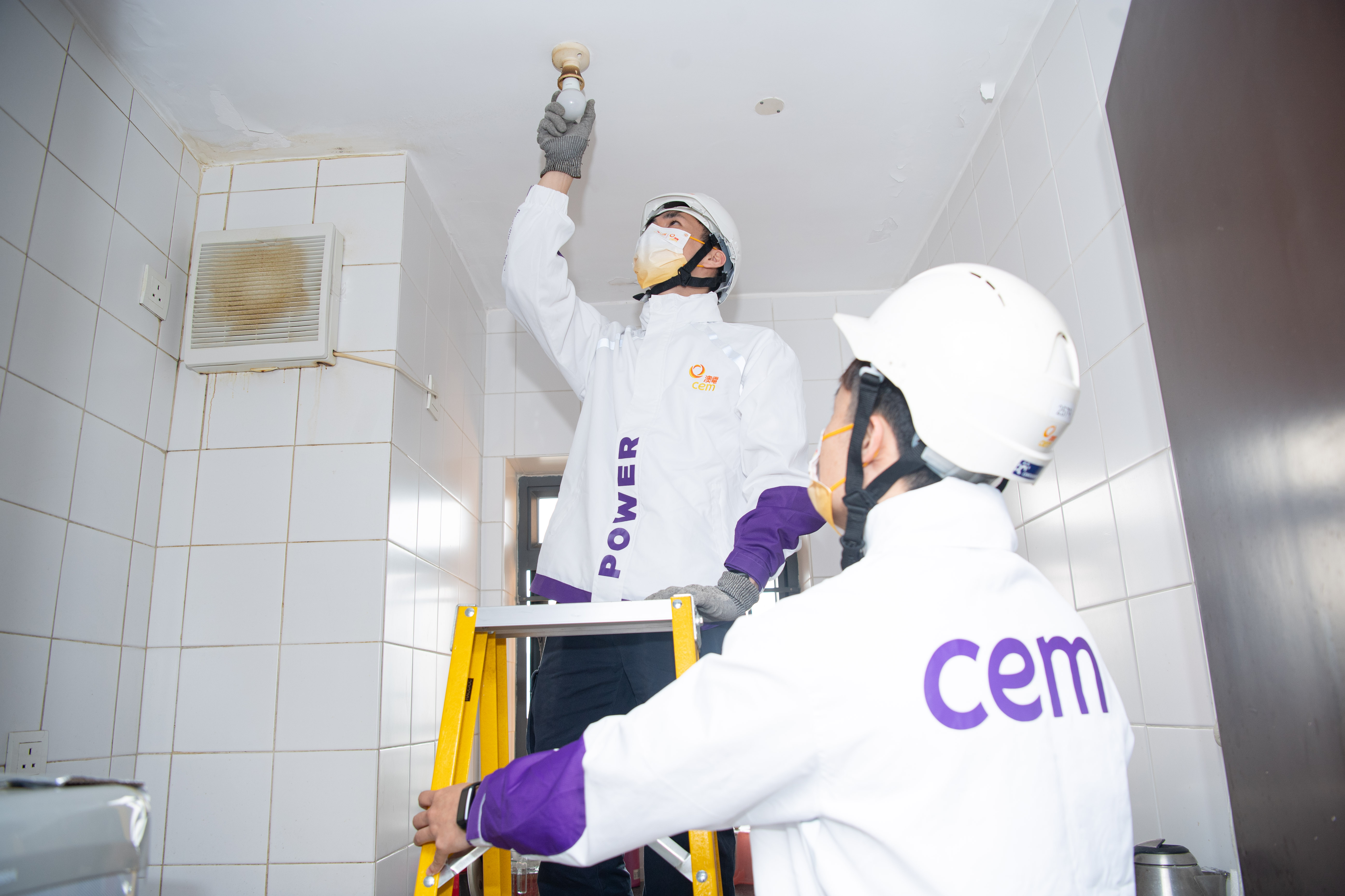 房屋局和澳電為社屋長者提供電力裝置免費檢查
